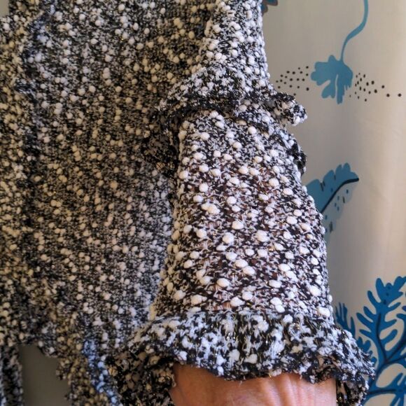 Papillon Blanc Black + White Popcorn Knit Ruffled Cardigan Sweater Sz M - Picture 3 of 9